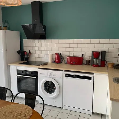 Maison Proche Village Naturiste - 7 Personnes 度假居
