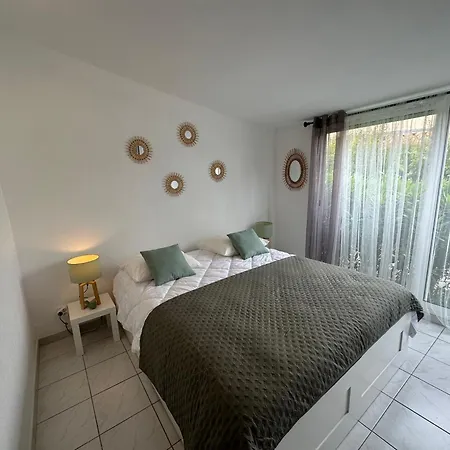 Maison Proche Village Naturiste - 7 Personnes *