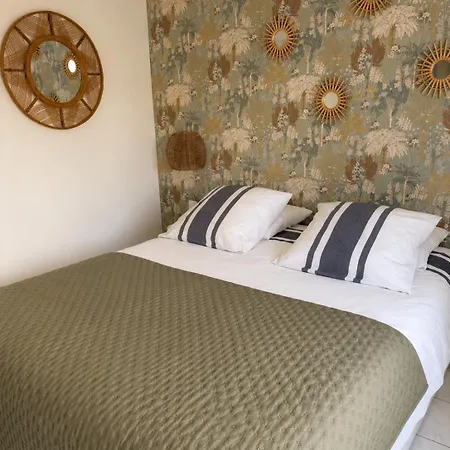 Maison De La Proche Village Naturiste 7 Personnes Feriehus