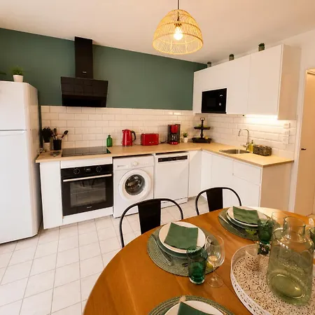 Maison De La Proche Village Naturiste 7 Personnes * Agde