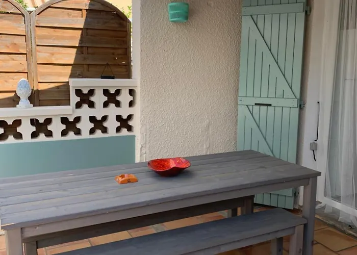 Maison Proche Village Naturiste - 7 Personnes * Agde